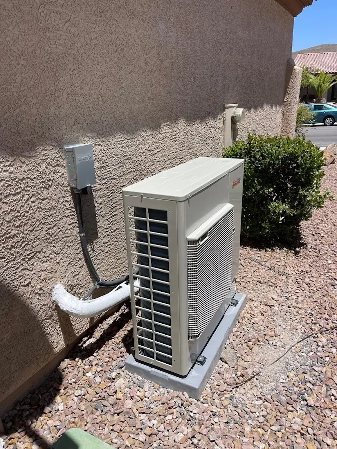 Residential air conditioning condenser unit in Jacksonville Beach